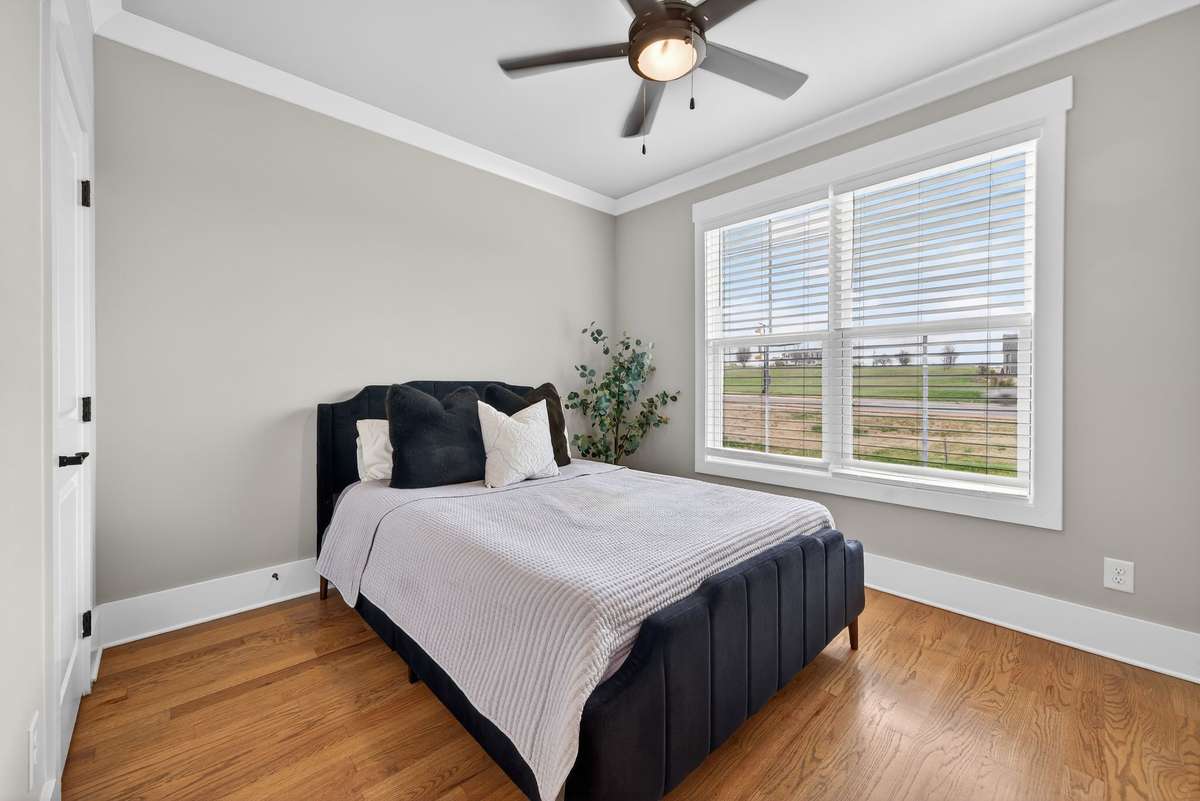 Secondary main floor bedroom