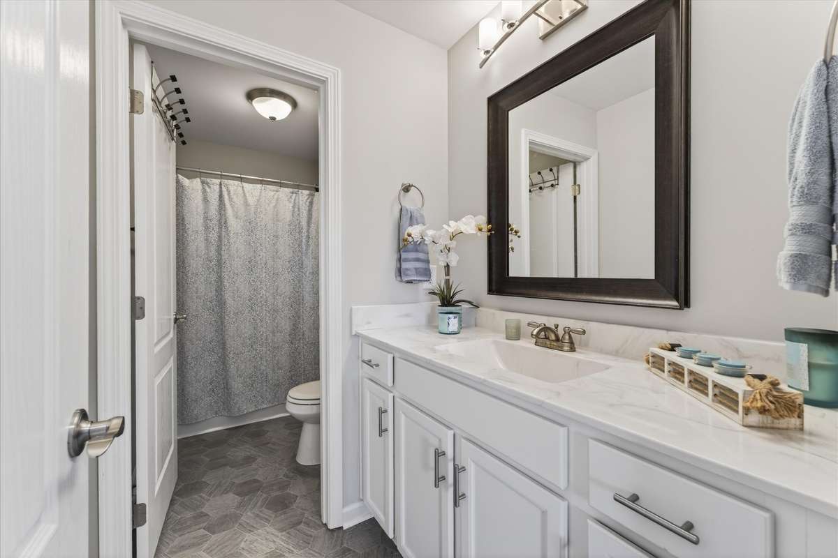 Guest Bathroom