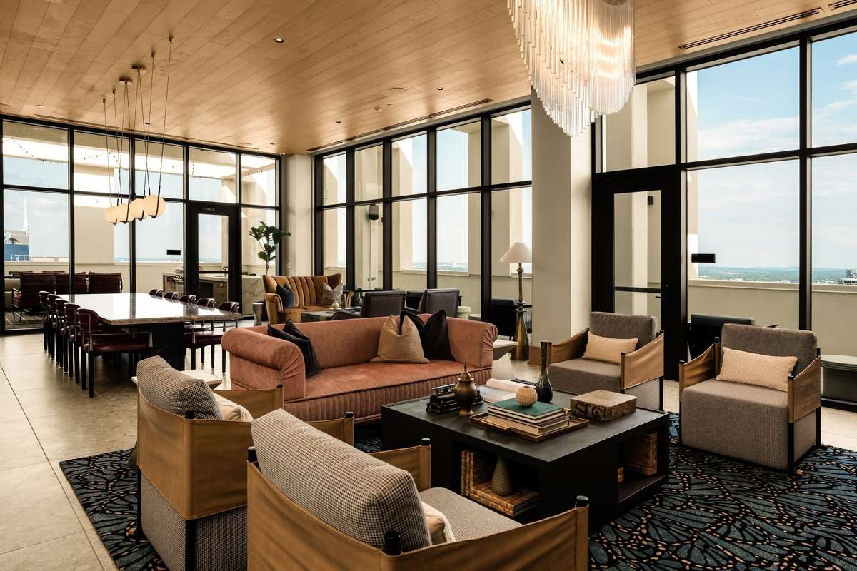 Rooftop - Residents enjoy access to an unmatched collection of amenities including rooftop indoor and outdoor lounges with sweeping views.