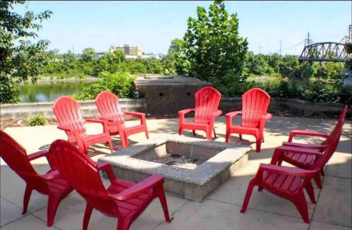 Outdoor Patio with Firepit