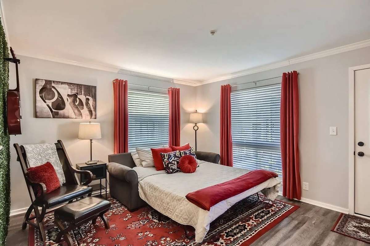 Secondary Bedroom