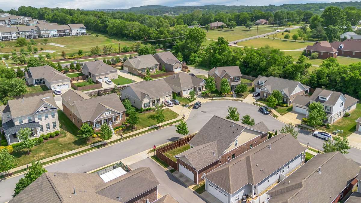 Neighborhood Placement is Awesome