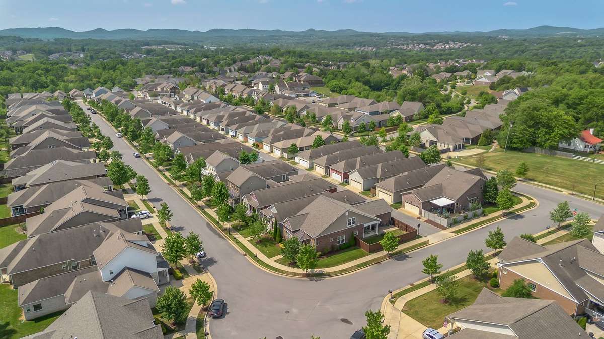 Corner Lot - Beautiful Neighborhood