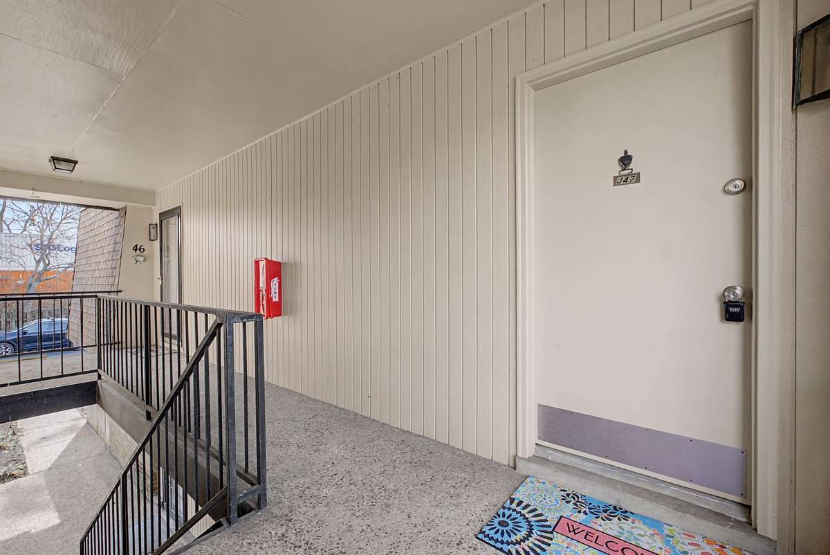 Upper unit provides the most privacy and security.