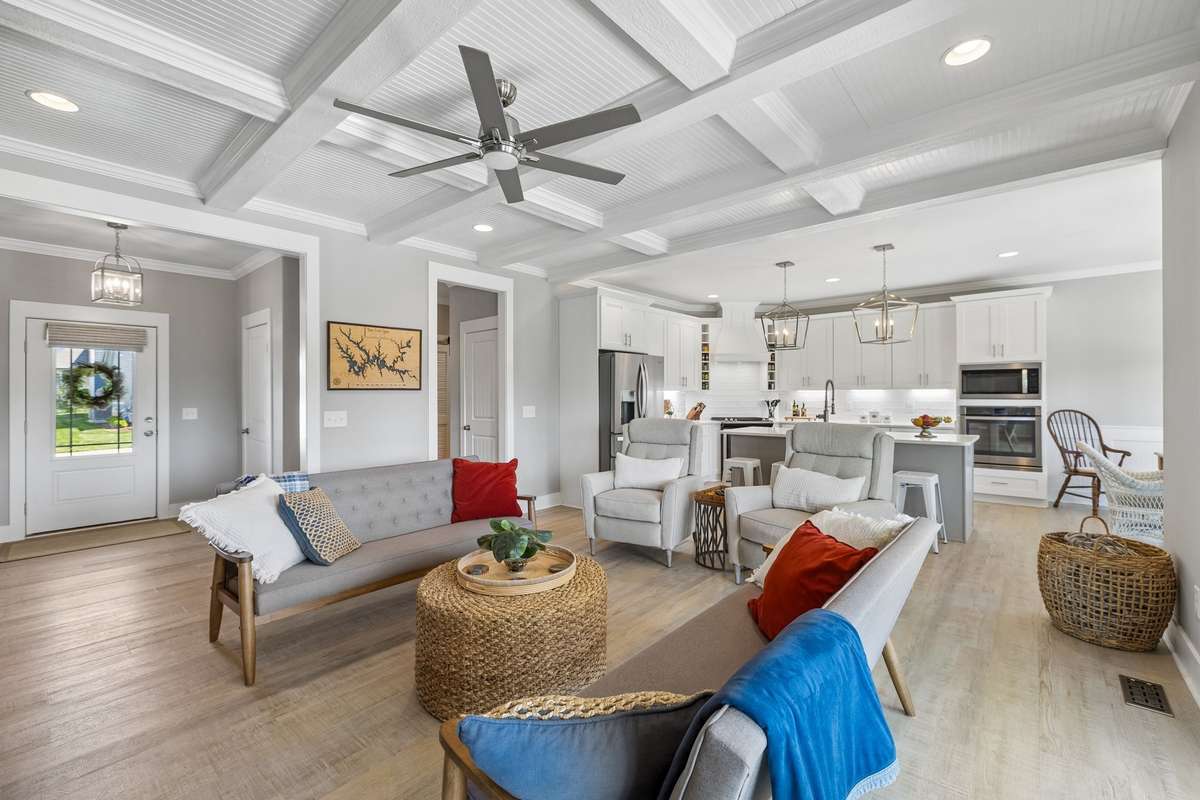 Check out the coffered ceiling!