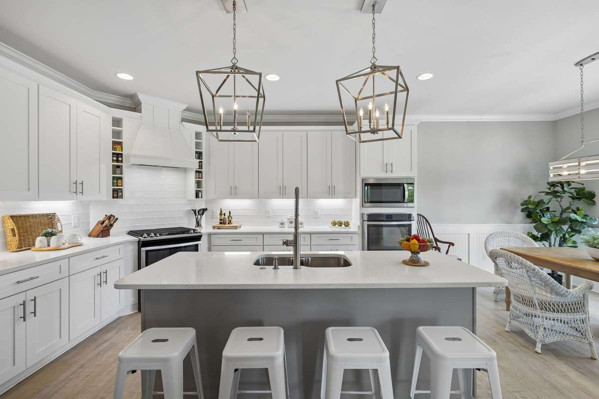 Kitchen Island with room for 4