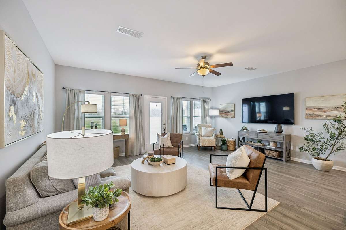 HUGE OVERSIZED LIVING ROOM