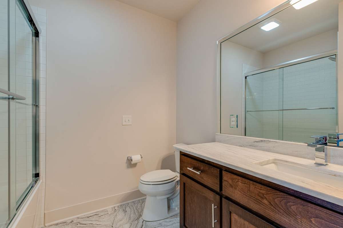Secondary Bathroom upstairs for secondary bedrooms