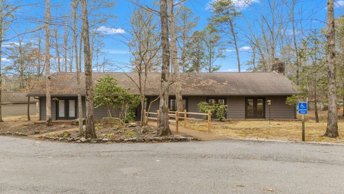 Clubhouse at the Lake