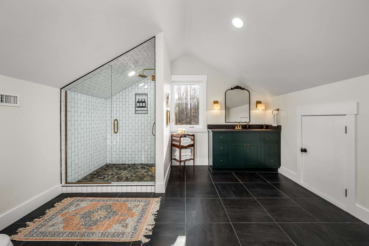 Upstairs Bathroom