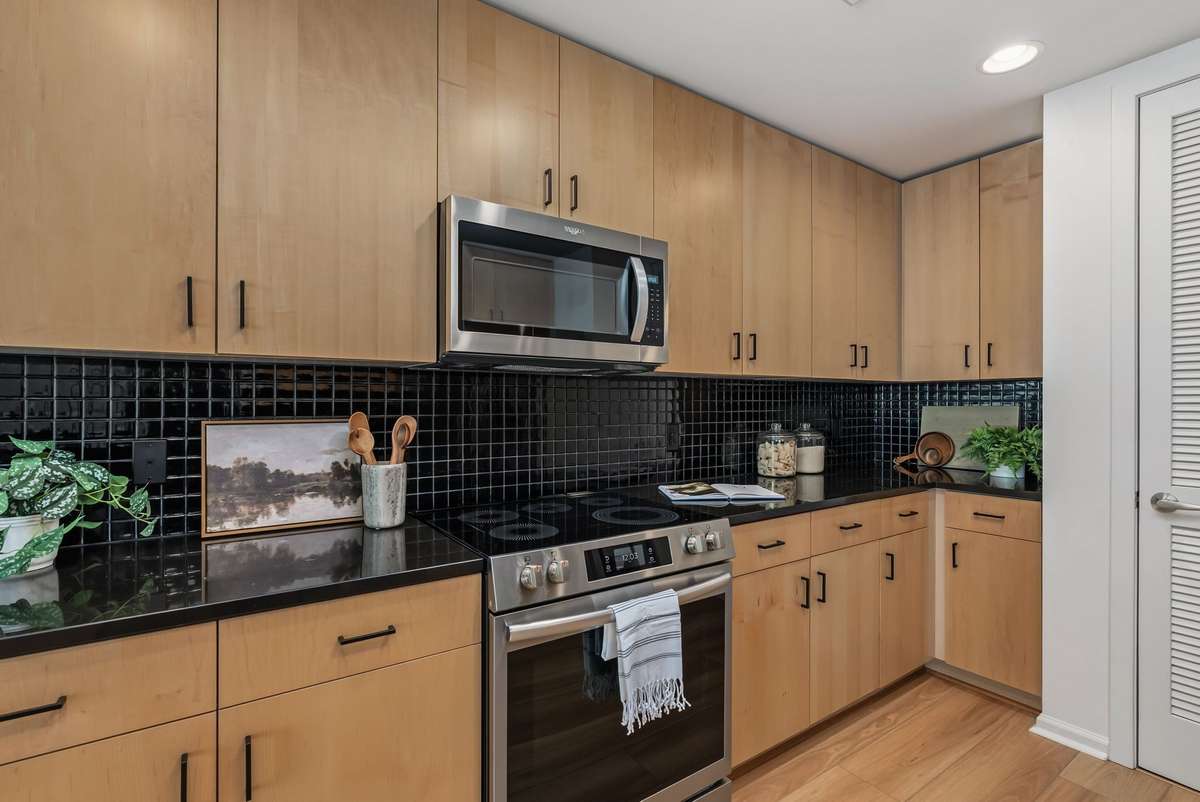 Plenty of space for the at-home chef!