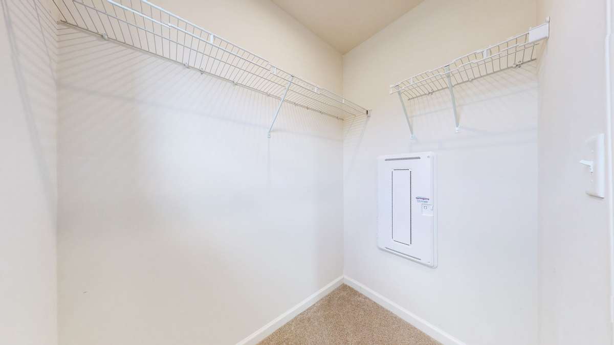 walk in closet