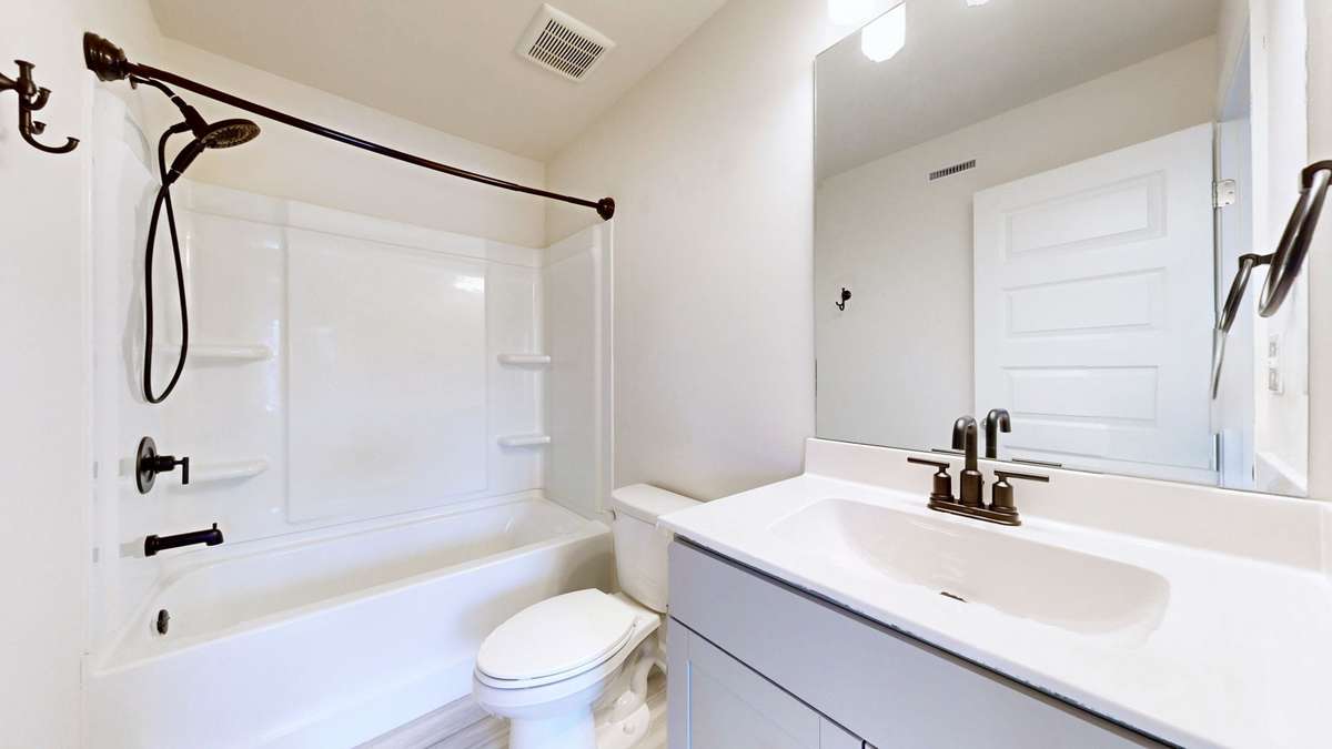 en suite bath for comfort and privacy