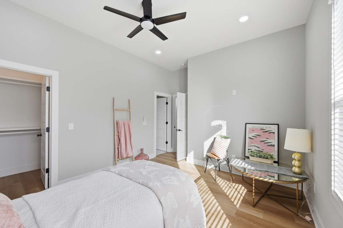 Bedroom 4 has an en-suite full bathroom and a walk-in closet.