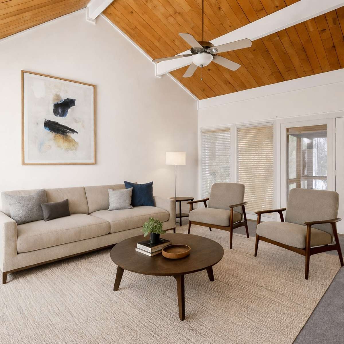 Virtual phot of very spacious living room that leads out into cool screened in porch. Also has view of Atrium.