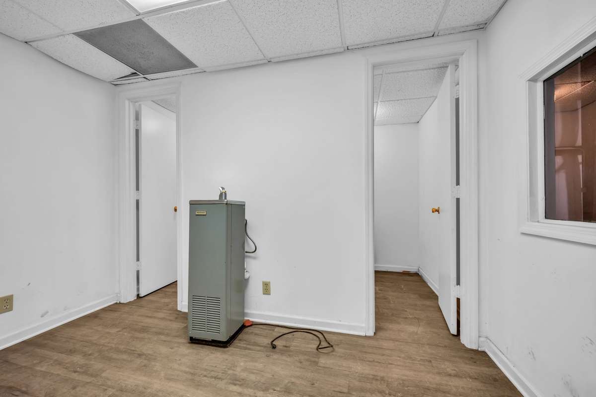 The metal buidling features two bathrooms.
