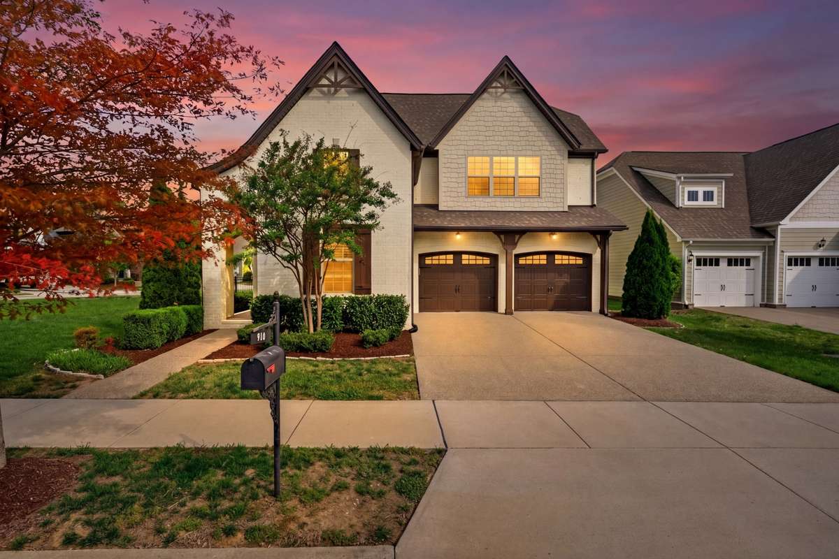 Welcome to 910 Scouting Drive in the Waters Edge Community in Franklin, TN.