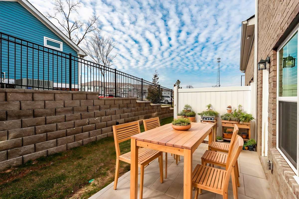 Virtual staging on patio