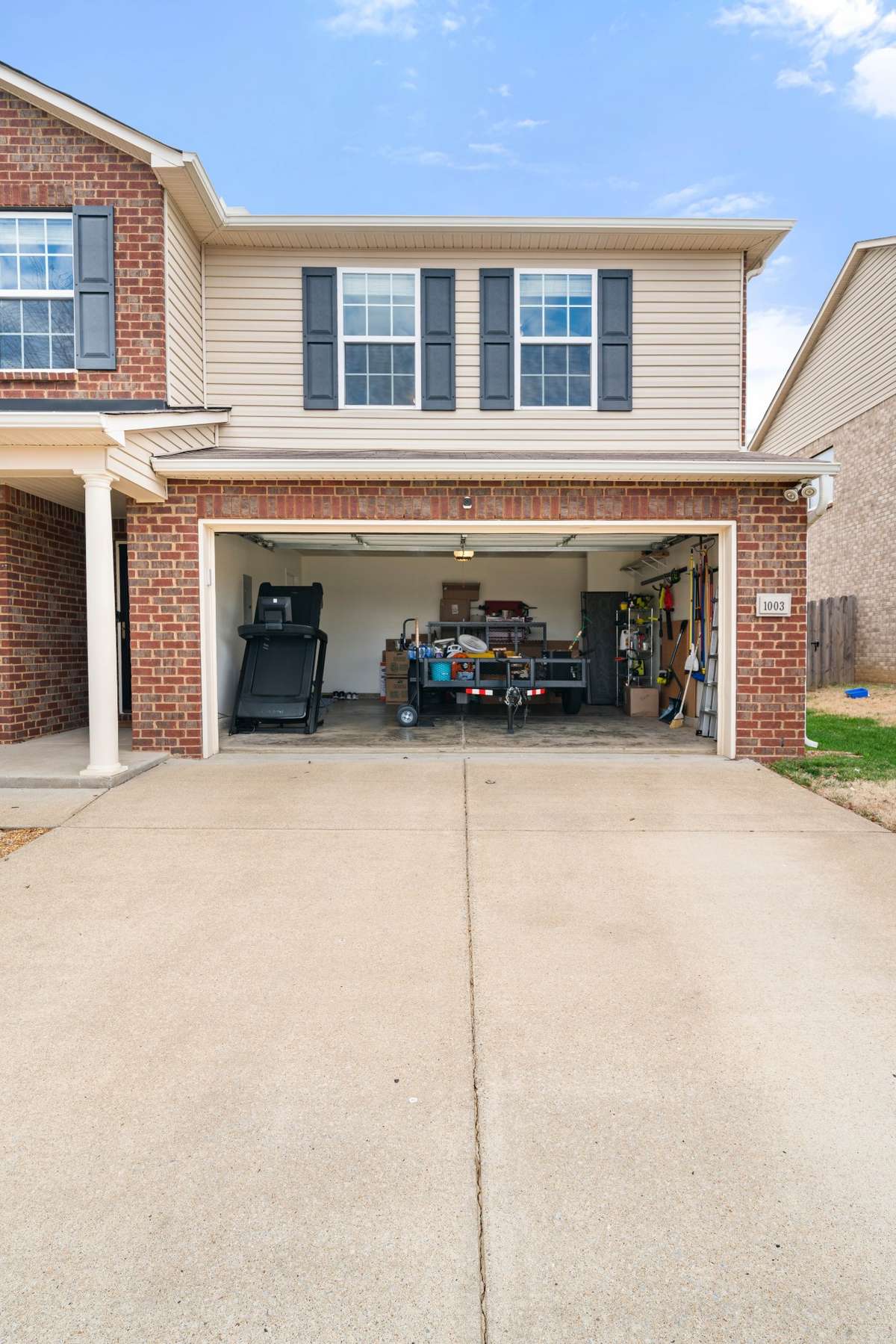 Store your belongings, work on your muscle car, or set up an in-home gym. This Garage can do it all!