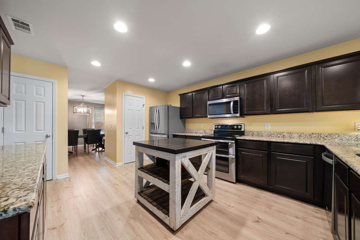 Plenty of room to entertain or create. Equipped with large pantries.