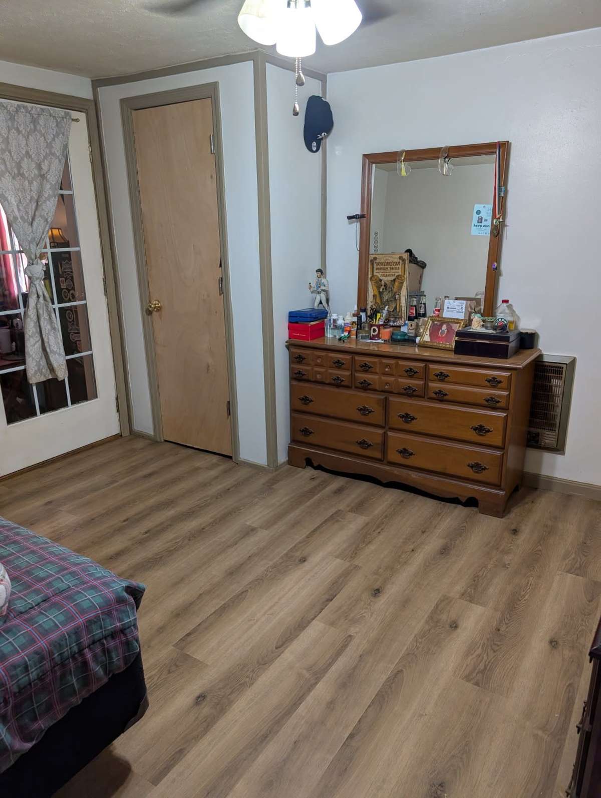 Third bedroom.