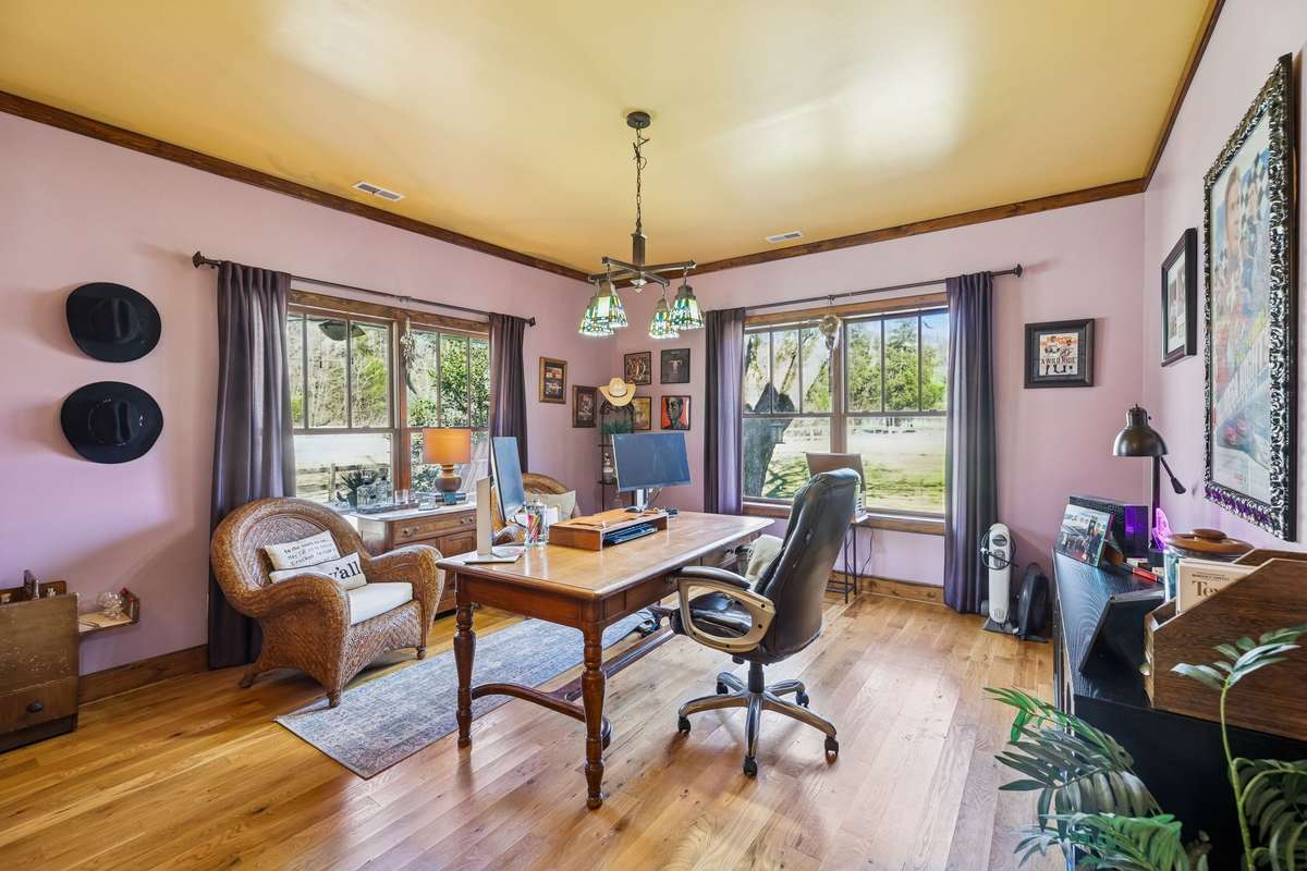 Office which has a view to the front yard.