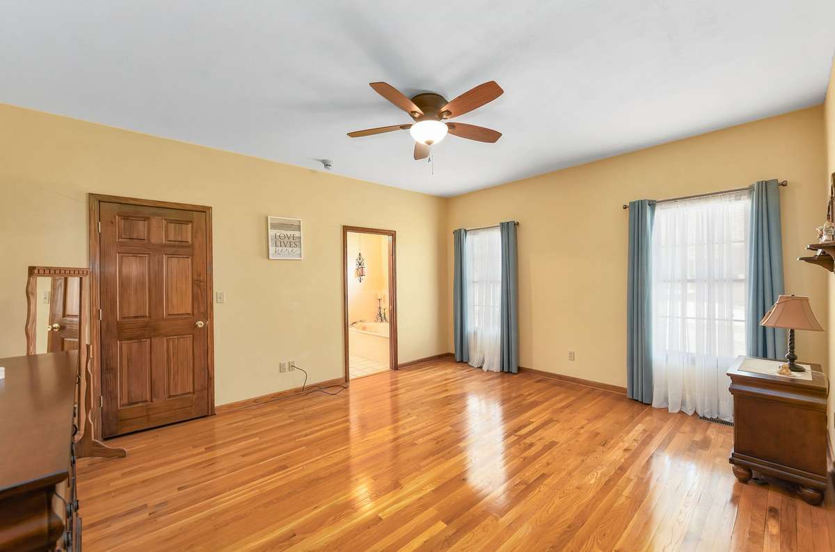 Primary suite. Large walk-in closet, en suite with separate water closet.