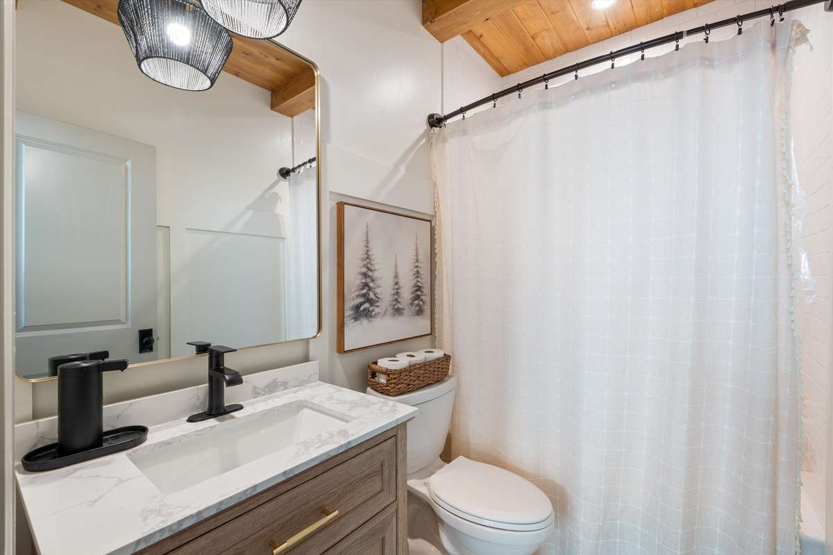 Additional full bathroom on main level