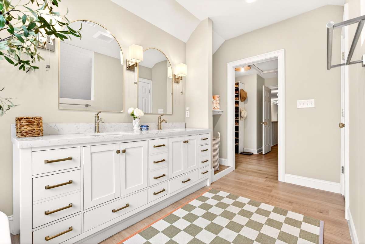 Upstairs Primary Suite Luxury Bathroom