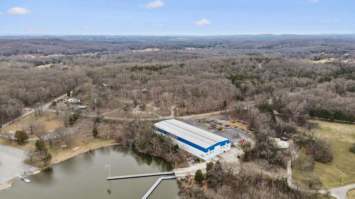 Enjoy the view of beautiful Old Hickory Lake year round! 3726 Benders Ferry Rd, Mt Juliet, TN 37122