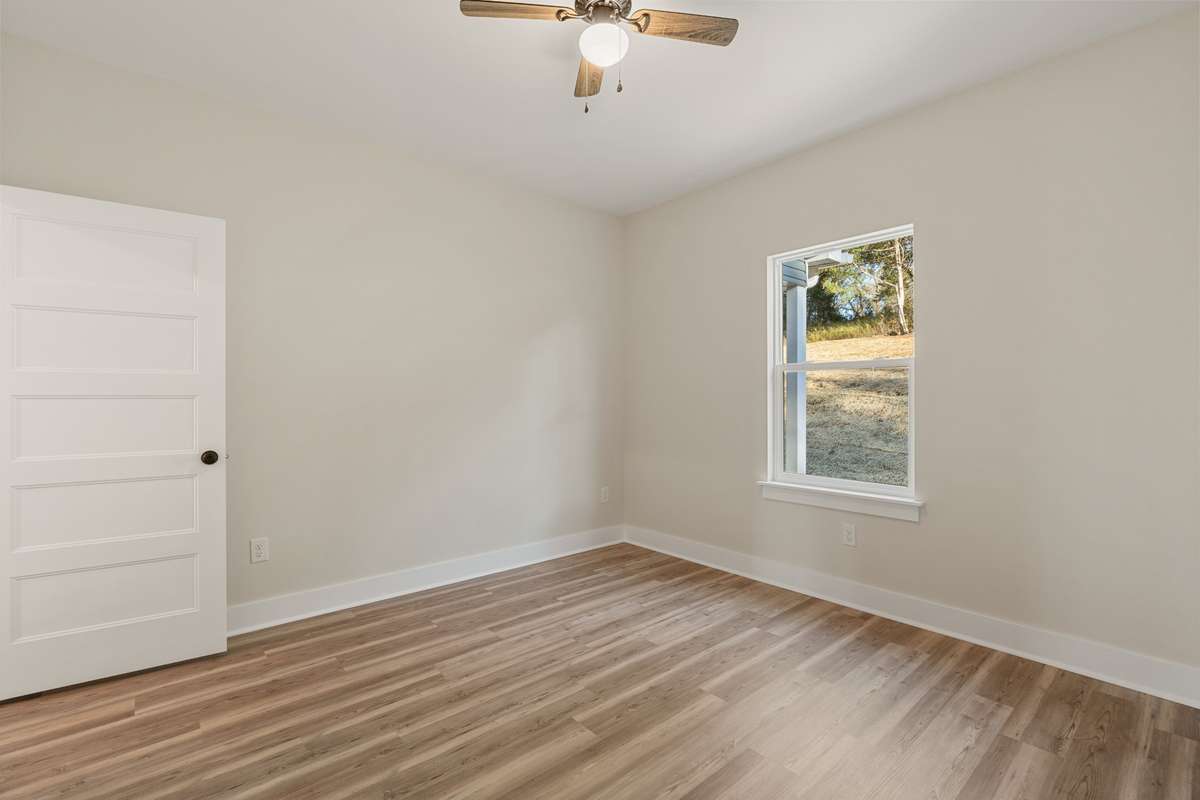 3rd Front Bedroom