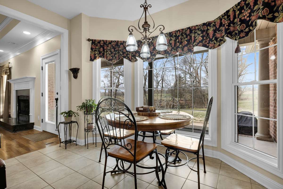 Breakfast Nook