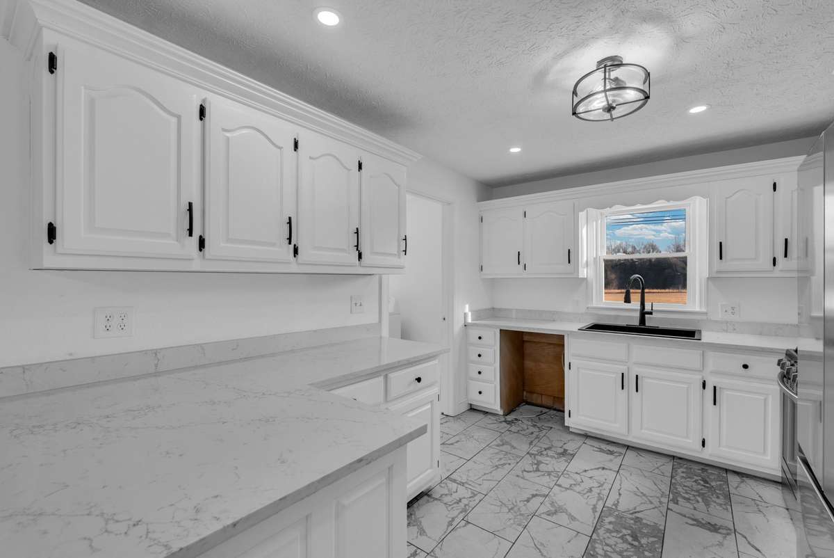 Kitchen Quartz Counter tops