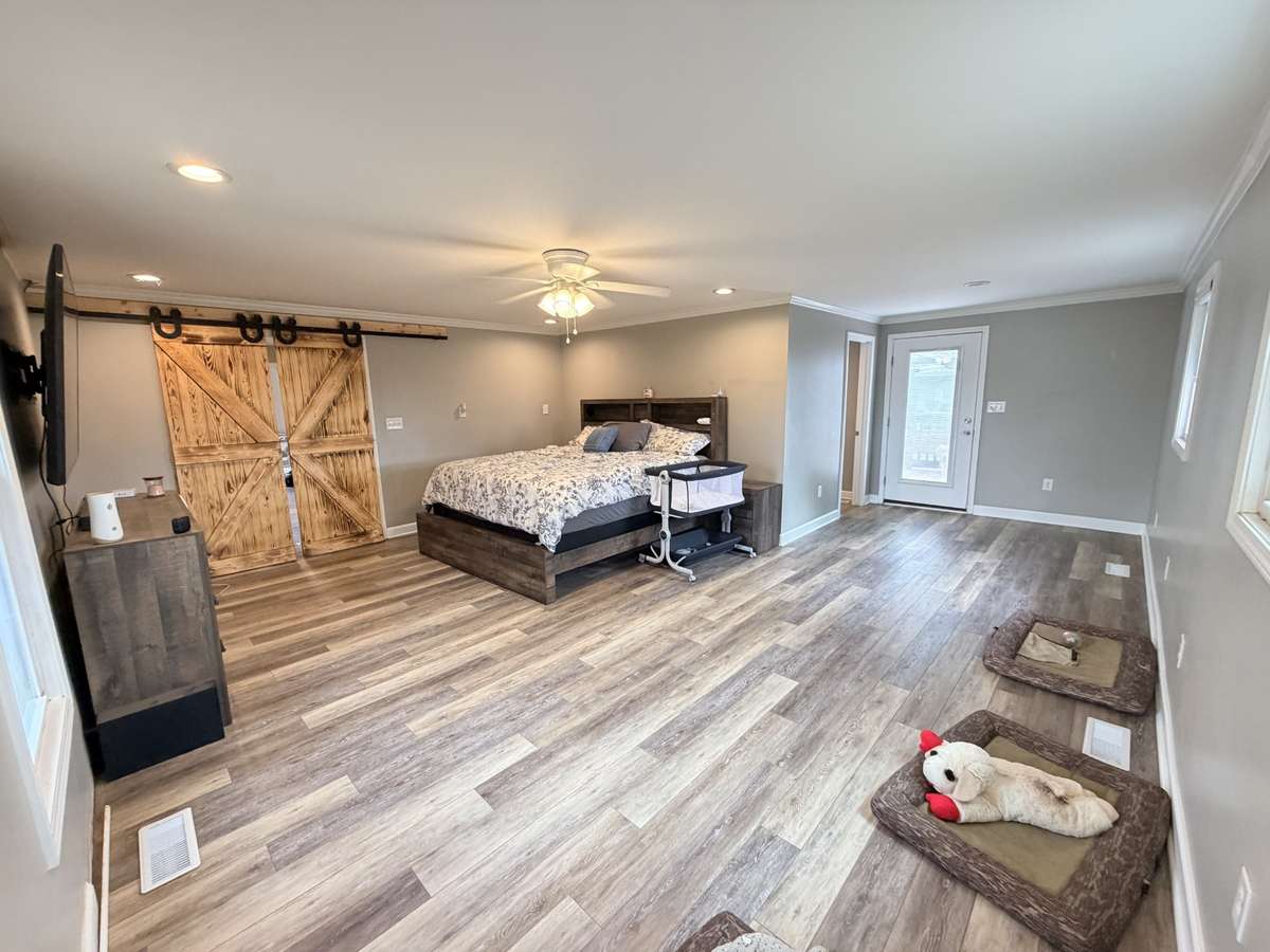 Flex room currently used as main bedroom.