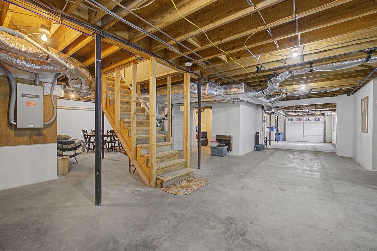 FULL Unfinished Basement w/ SPACE, SPACE, SPACE!!!
