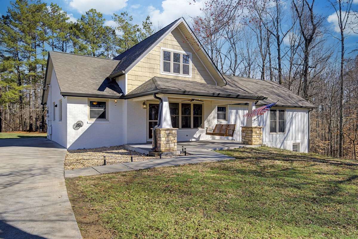 PRISTINE Custom Home on 12.20 Park-Like Acres+/-