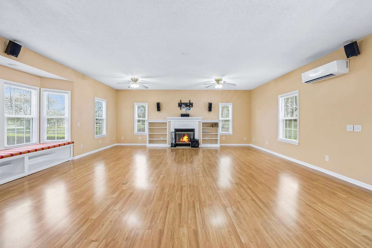 Great Room with Fireplace