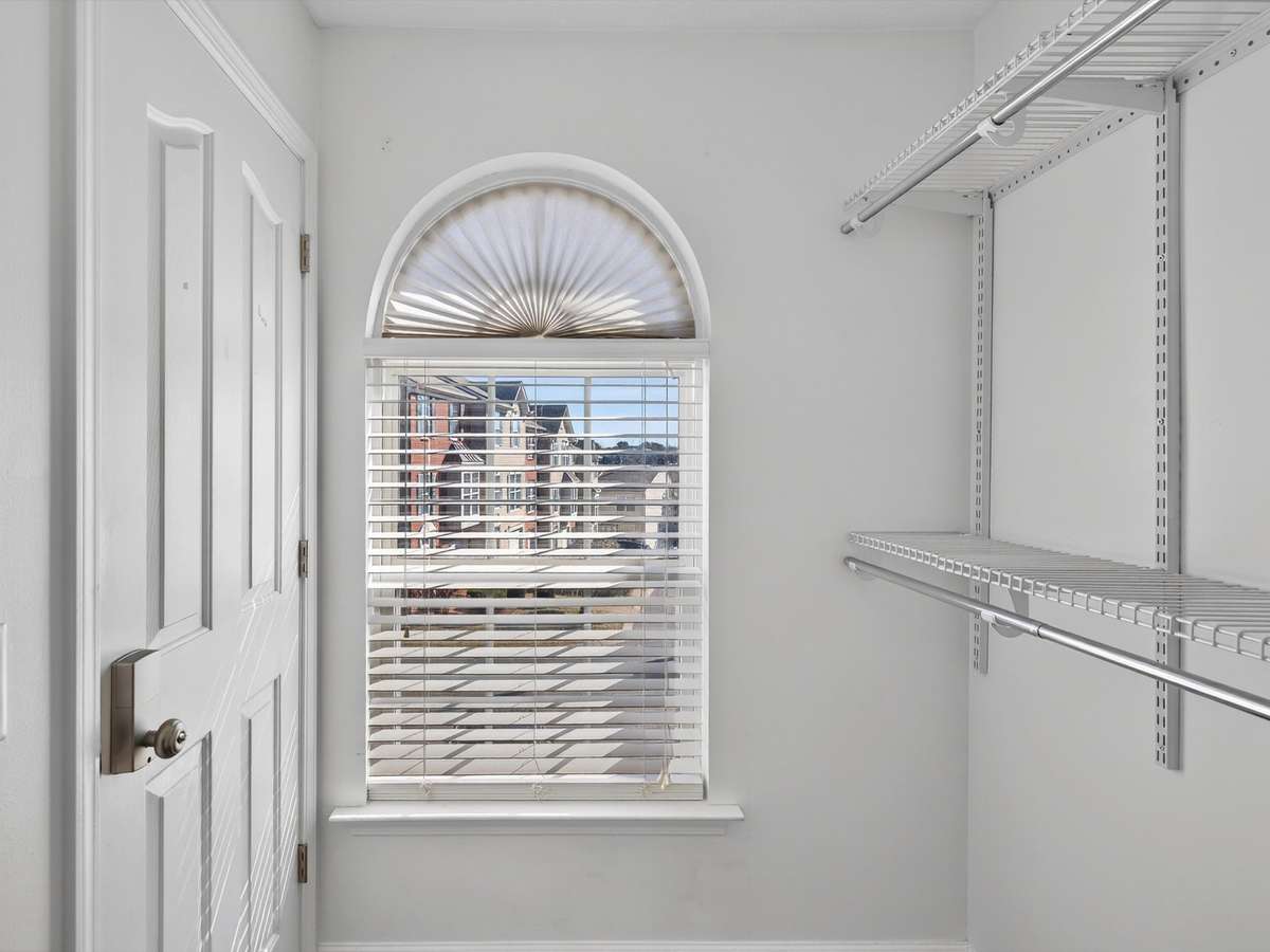 Spacious bedroom closet