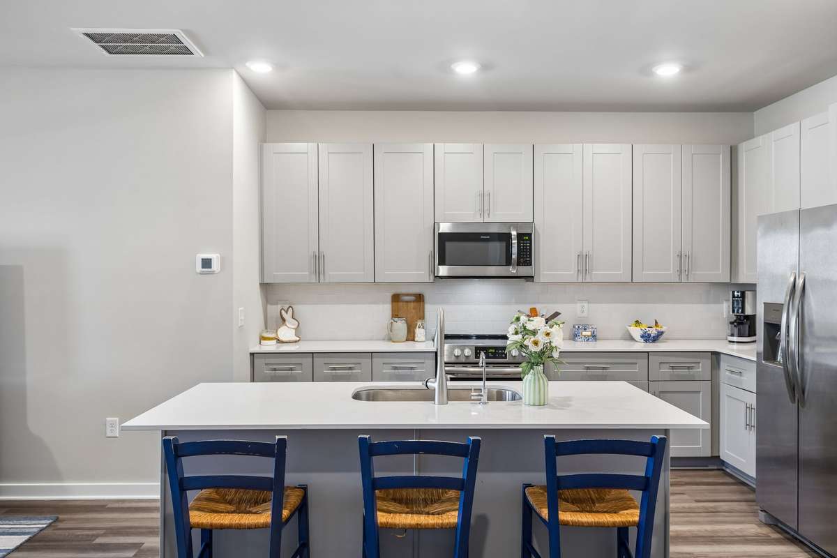 Beautiful kitchen with loads of space for cooking, eating and entertaining