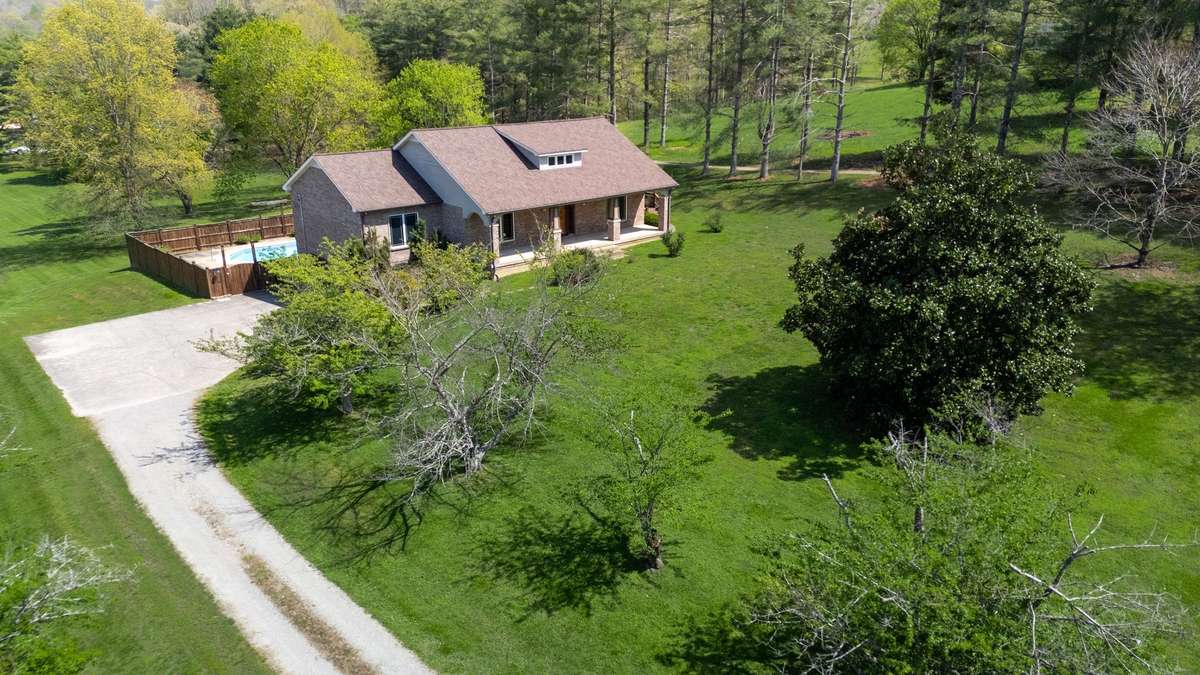 **Lush Landscaping*The Backyard is OUTDOOR BLISS**
NOTE: Green Grass Edits on Exterior Photos