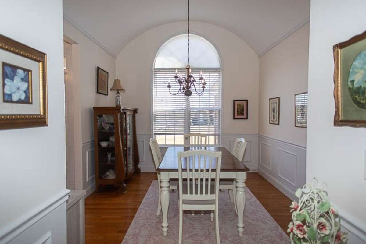 Separate dining room