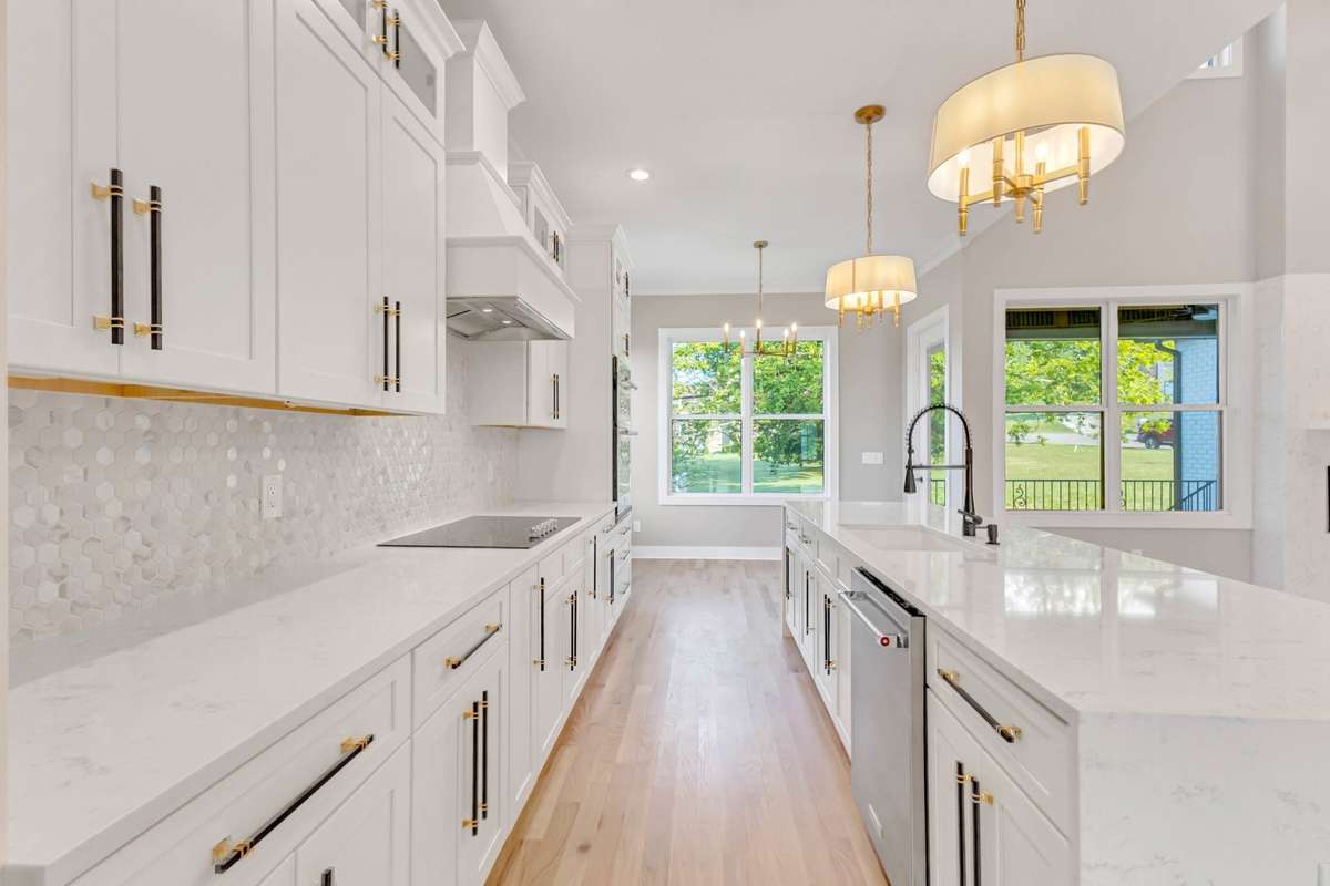 Everything about this kitchen is STUNNING!