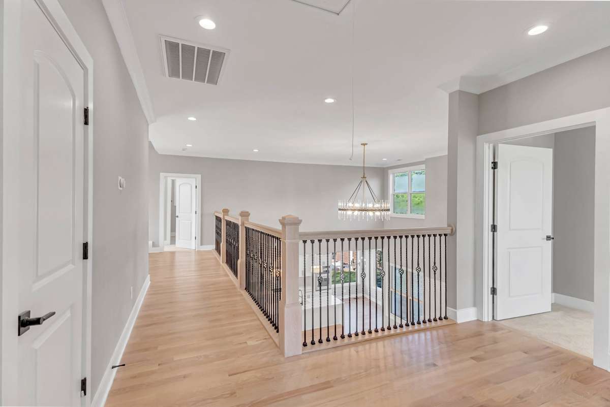 Let's go upstairs!