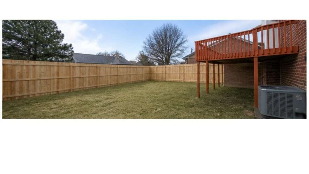 VIRTUAL rendering of what a fence might look like. Please note that, currently, there is no fence.