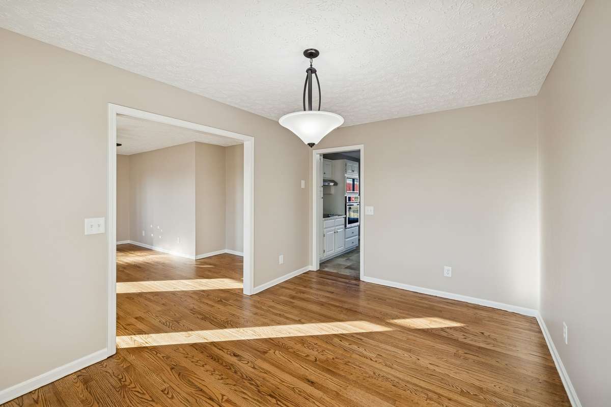 Dedicated dining room ideal for gatherings and entertaining...