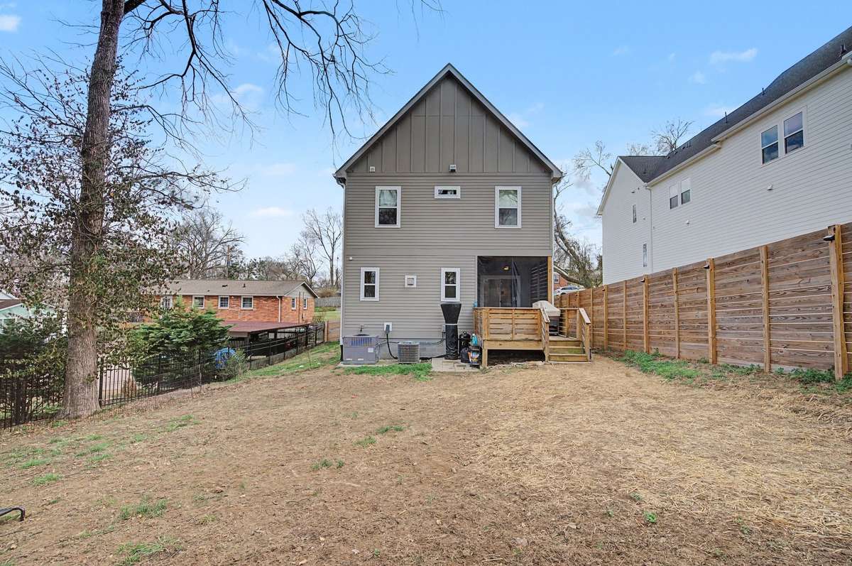 Large FENCED IN BACKYARD. What a GREAT Space for Pets for Children to Play