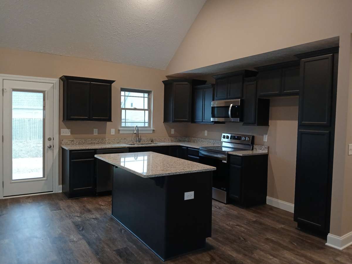 Welcome Home to Your Beautiful New Kitchen in Lot 133 Valley Farms. 
Picture of Previous House.