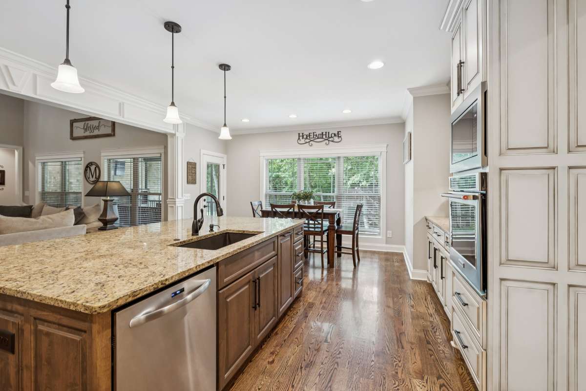 Eat-in Kitchen with large island and built in appliances