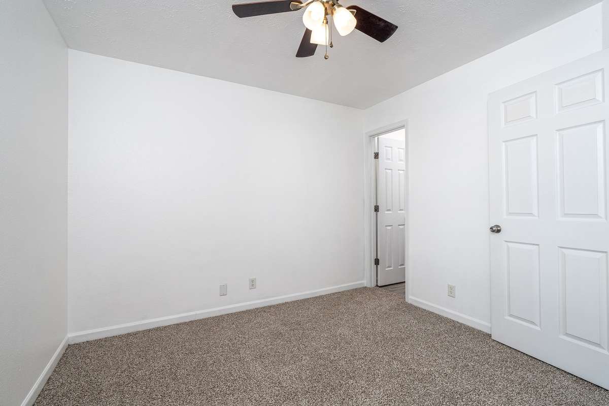 View towards the full Bath
