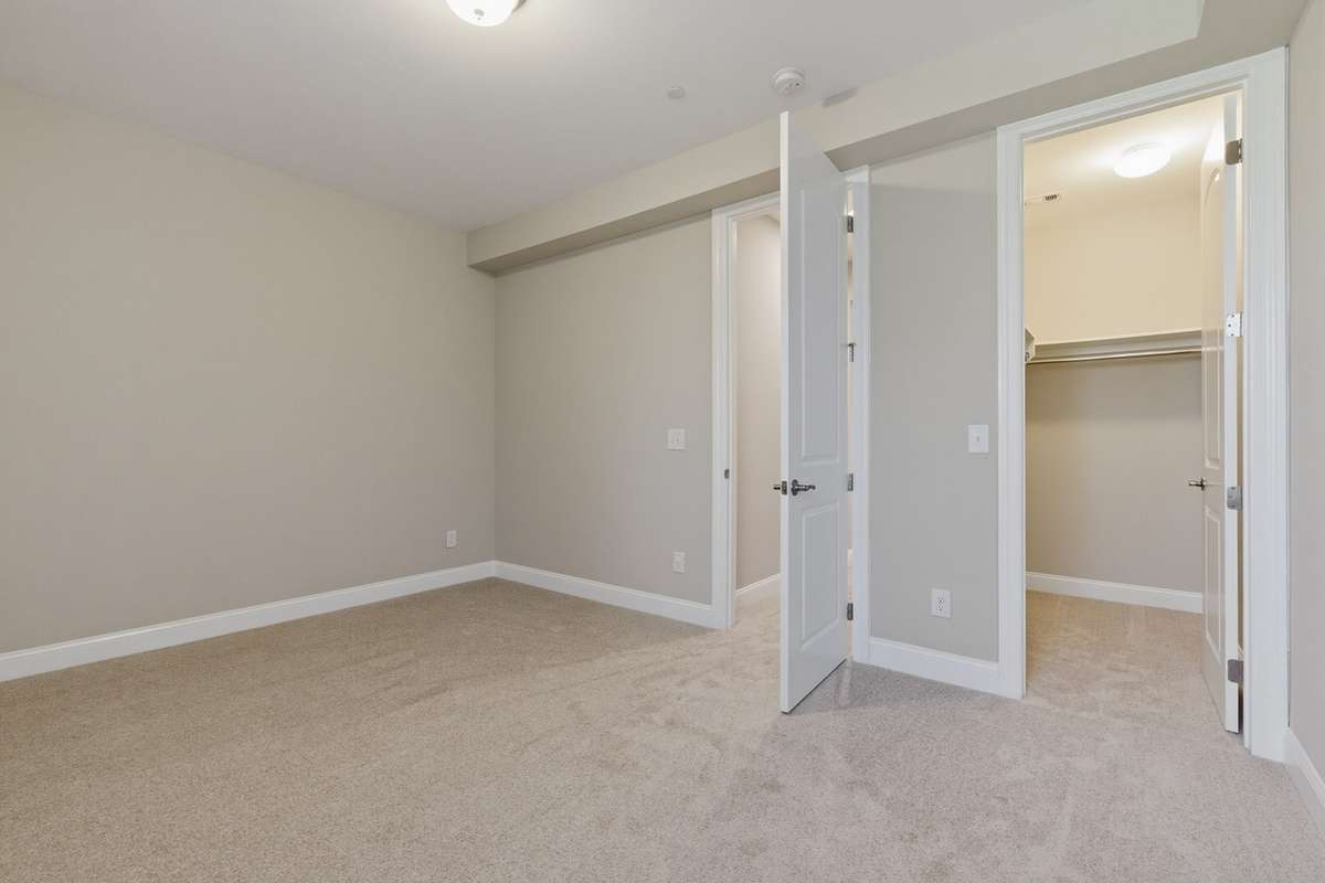 Walk-in closet